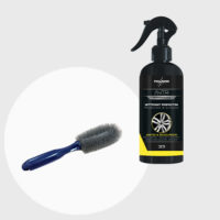 Polaire wheel brush and cleaner